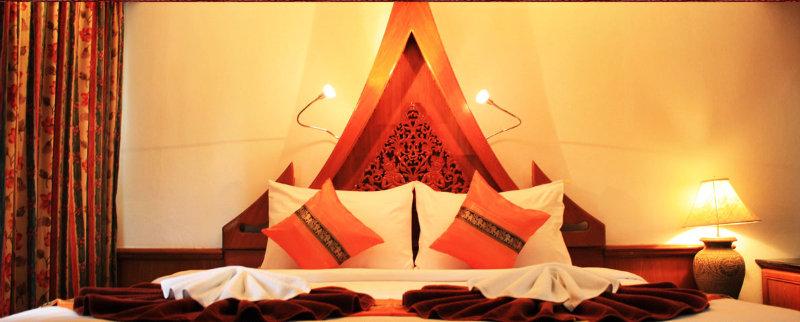 Patong Beach Bed And Breakfast Esterno foto
