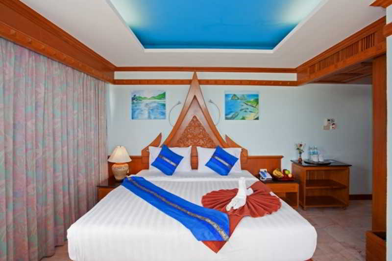 Patong Beach Bed And Breakfast Esterno foto